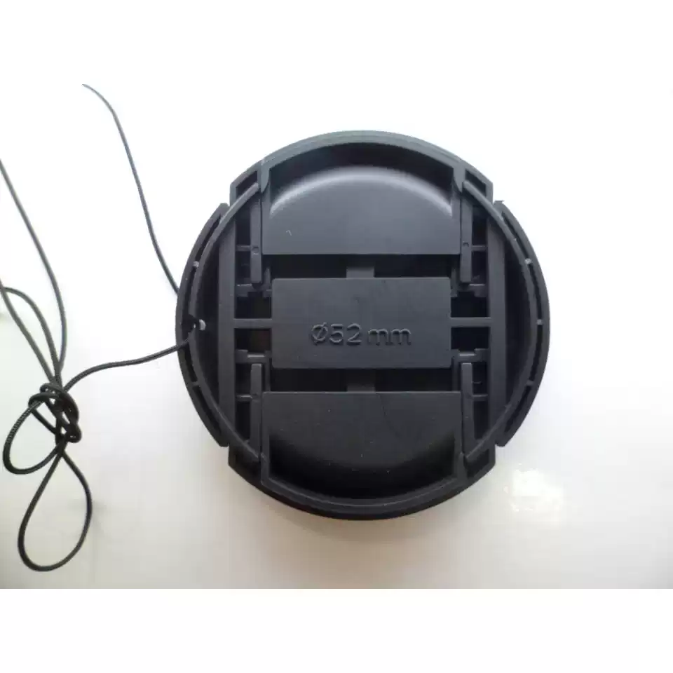52MM Center-Pinch Lens Cap Compatible with Canon SX10 IS, SX20 IS, SX30 IS, 50mm/f1.8