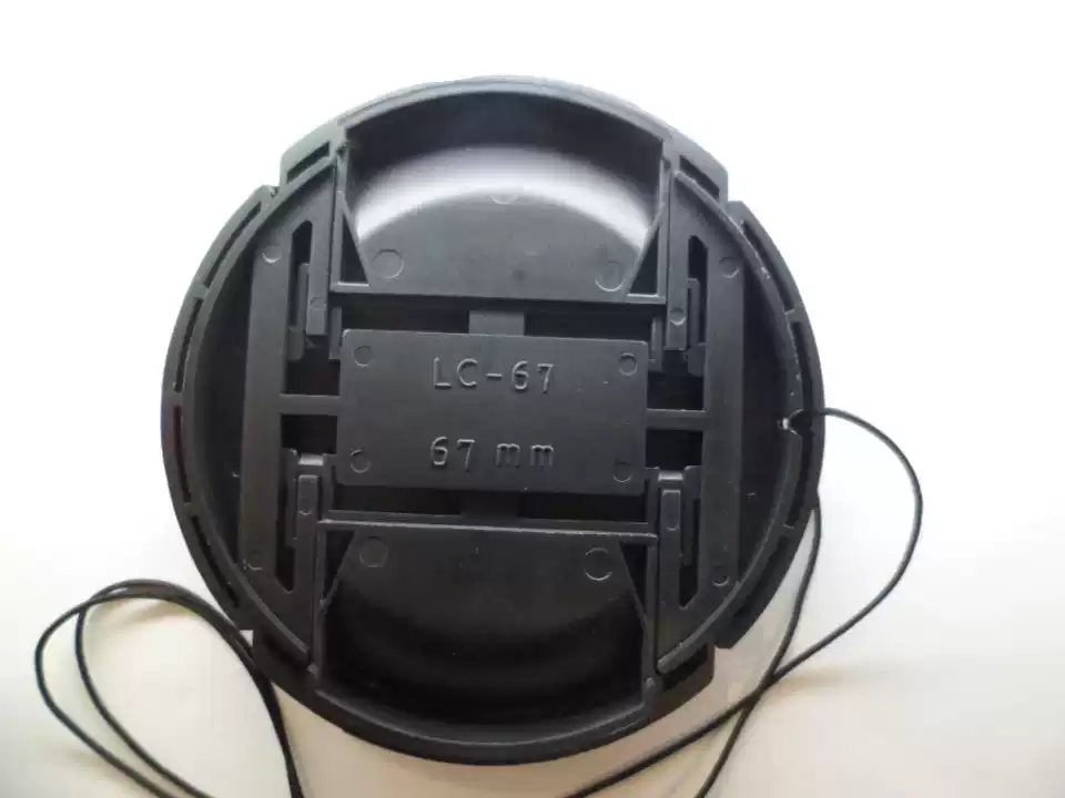 Lens Cap Compatible with Canon 7D, 60D, 50D, 550D, 500D, 450D, 18-135, 17-85, 67mm